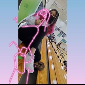 Meet your Posher, Beverly